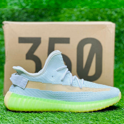 Yeeezy 350 V2 Hyperspace