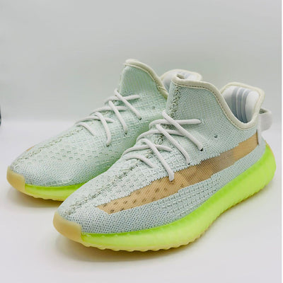 Yeeezy 350 V2 Hyperspace
