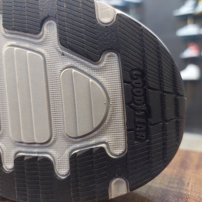 Sketcher Banlin Ultra Go-Goodyear Sole "Black White"