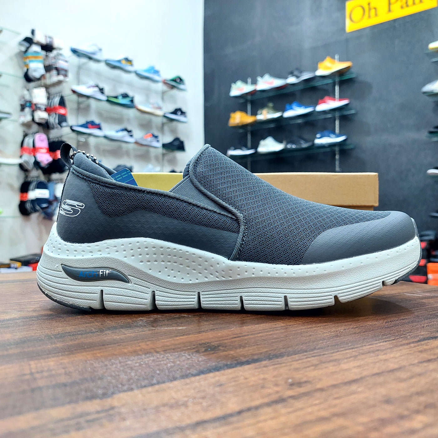 Sketcher Arch Fit Banlin "Grey"