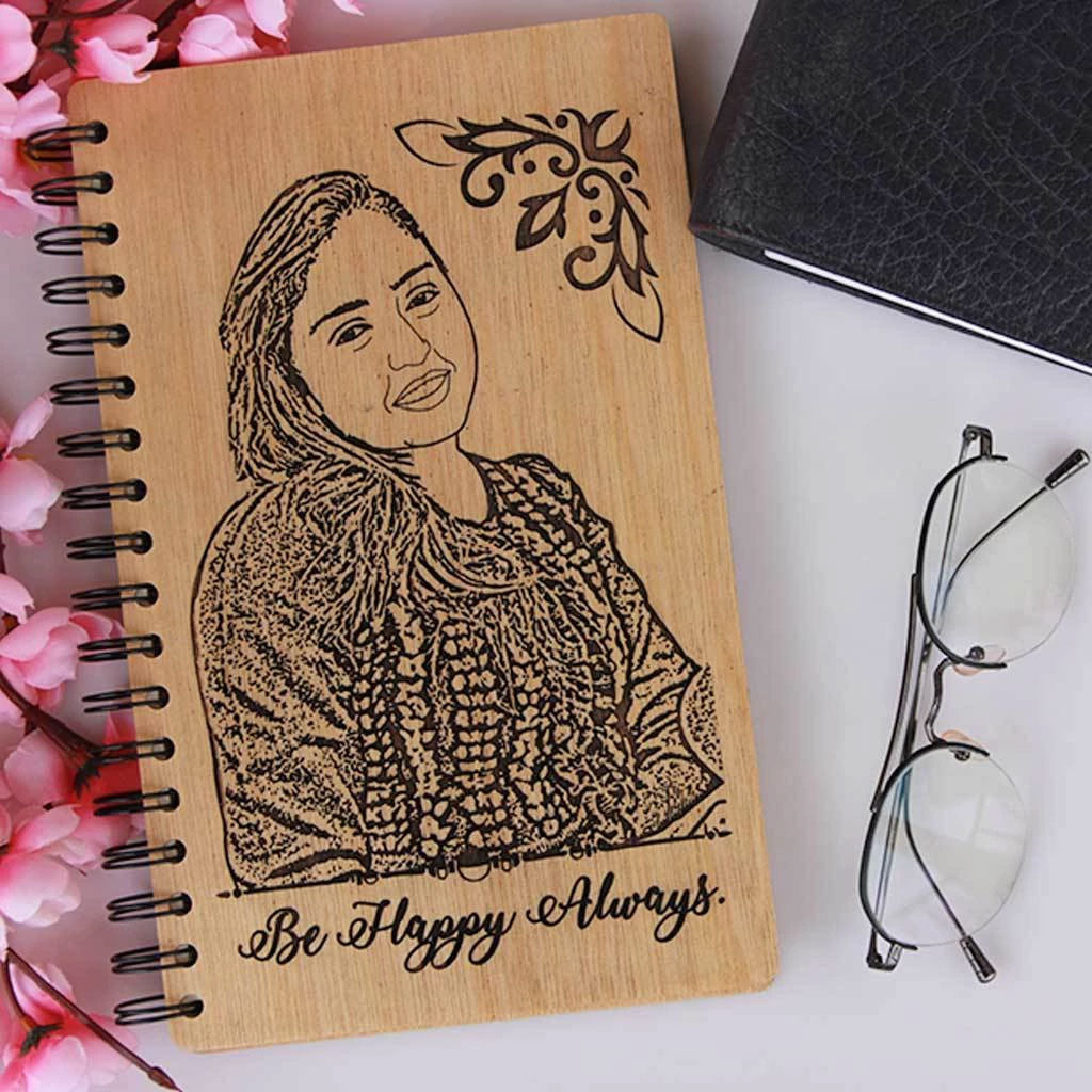 CUSTOMIZE YOUR OWN WOODEN NOTEBOOK