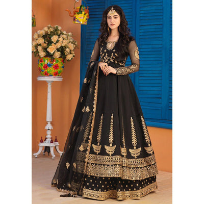 Traditional 3-Piece Maxi, Dupatta, And Trouser With Intricate Embroidery