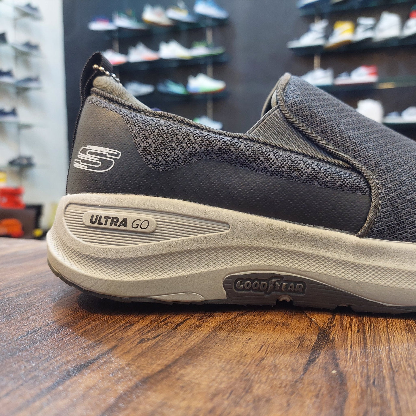 Sketcher Banlin Ultra Go-Goodyear Sole "Grey"