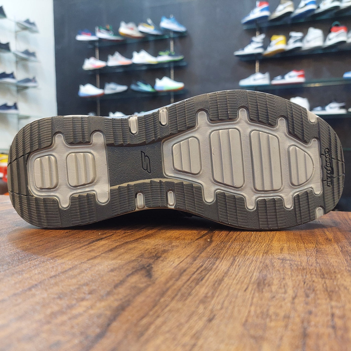 Sketcher Banlin Ultra Go-Goodyear Sole "Grey"
