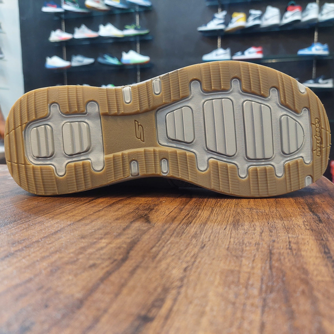 Sketcher Banlin Ultra Go-Goodyear Sole "Khaaki"