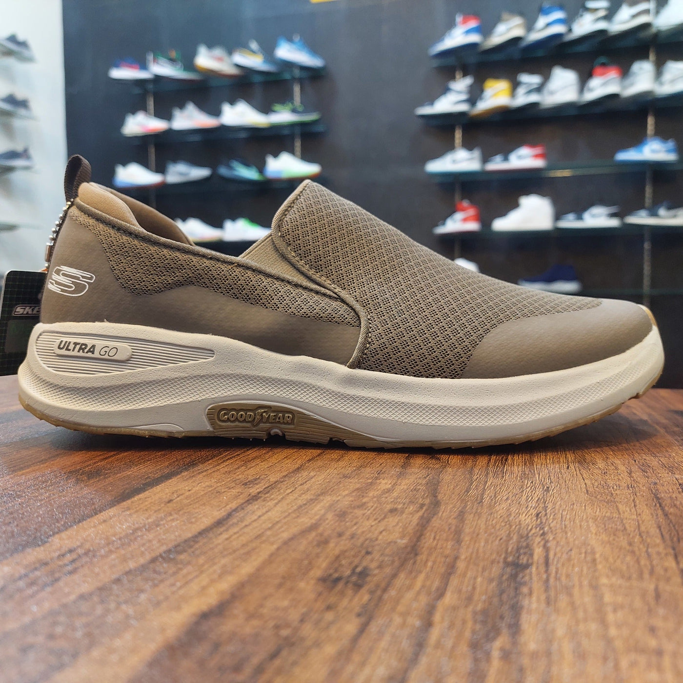 Sketcher Banlin Ultra Go-Goodyear Sole "Khaaki"
